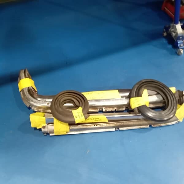 261125 1973 Mercedes 250 Rear Bumpers 4