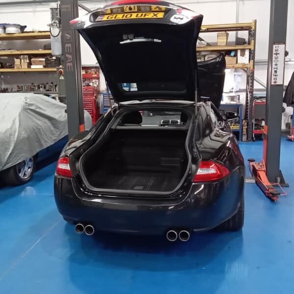 281125 2010 Jaguar XKR Appraisal 2