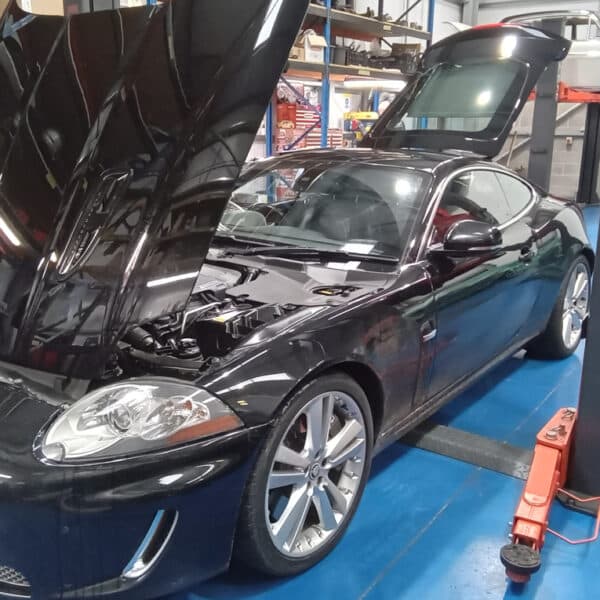 281125 2010 Jaguar XKR Appraisal 6