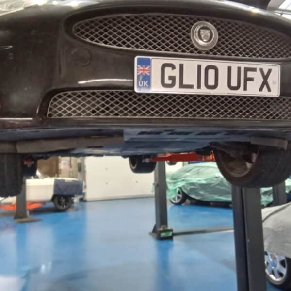 281125 2010 Jaguar XKR Check Over