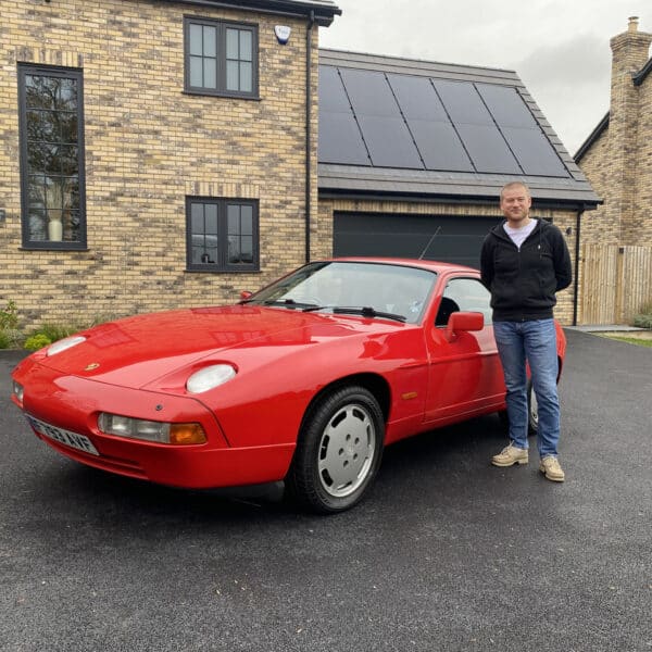 291125 1989 Porsche 928 Delivery and Winner 4