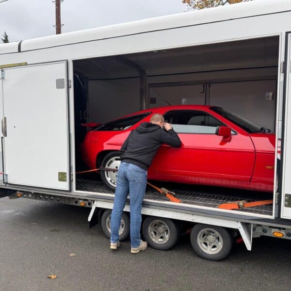 291125 Oliver Goddard accepting his Porsche 928 1