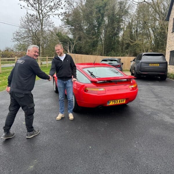 291125 Oliver Goddard accepting his Porsche 928 2