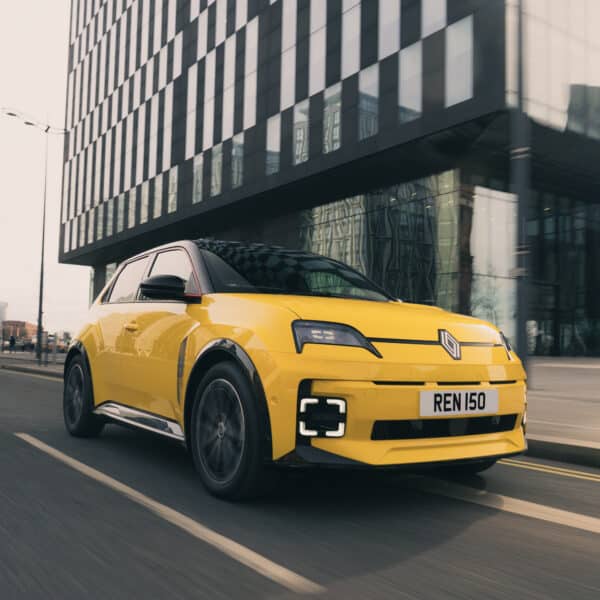 0001 Renault 5 Luc Lacey 1