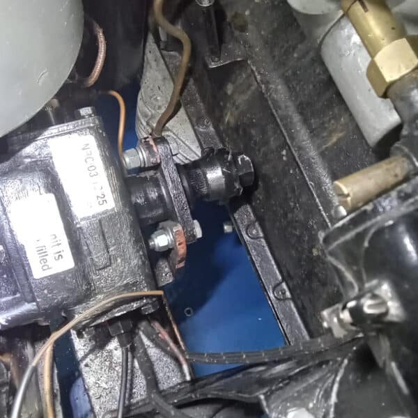 070126 1956 Jensen 541 Steering Box 7