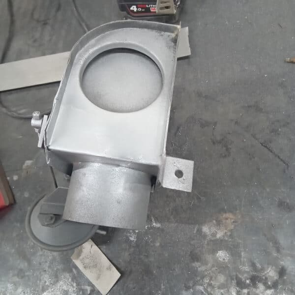 070126 1970 Aston Martin DBS Fan Box Rust Repair 2