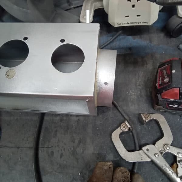 070126 1970 Aston Martin DBS Fan Box Rust Repair 5