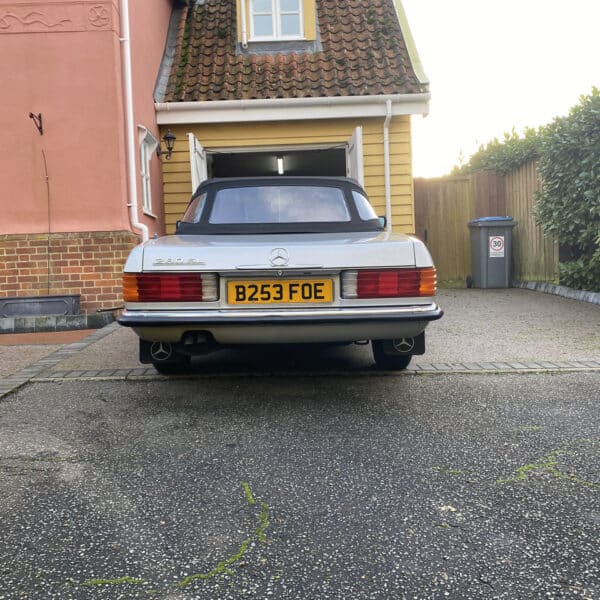 070126 1985 Mercedes 280SL Collection 5