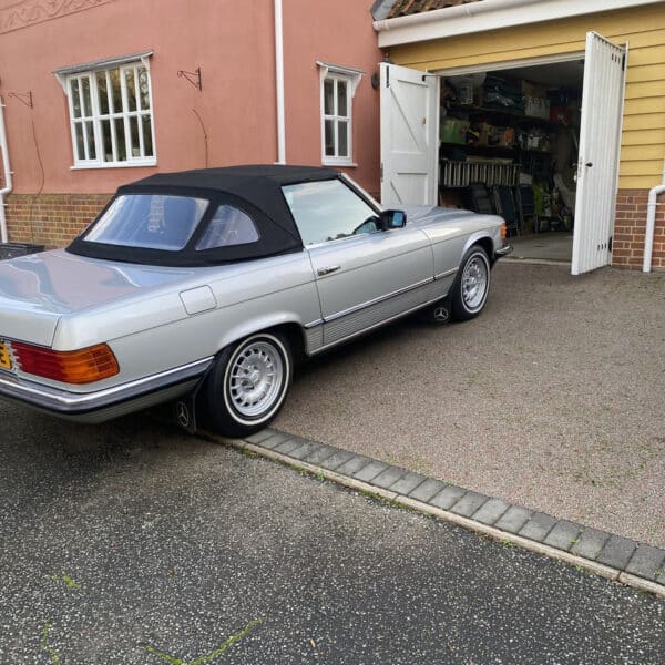 070126 1985 Mercedes 280SL Collection
