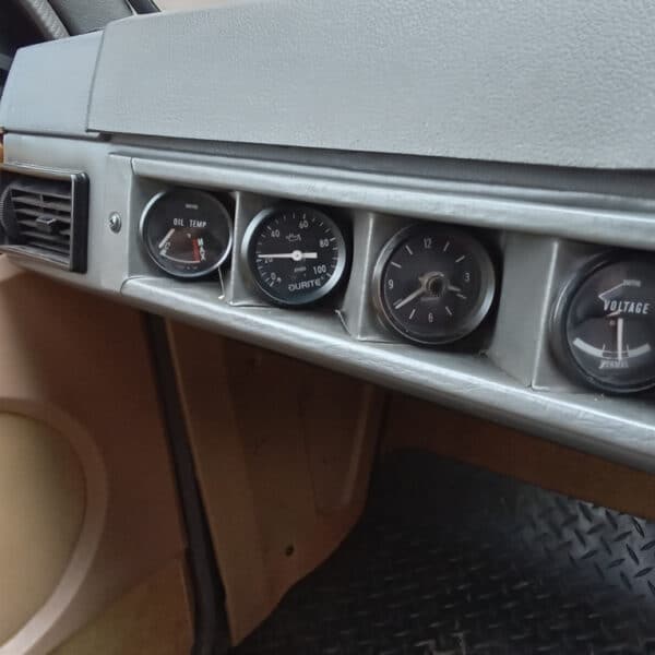 080126 1982 Range Rover In Vogue Road Test 4