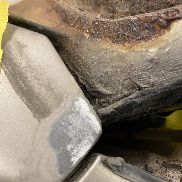 080126 1991 Jaguar XJS V12 Rust Investigation 10