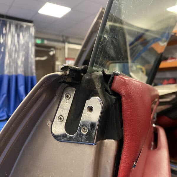 080126 1991 Jaguar XJS V12 Teardown 28