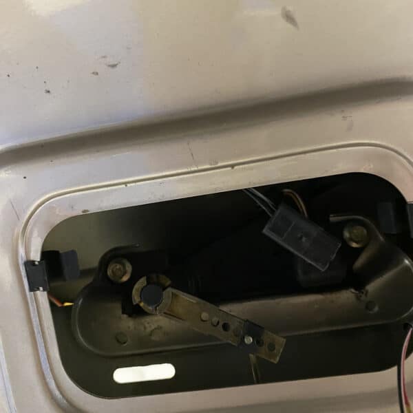 080126 1991 Jaguar XJS V12 Teardown 60