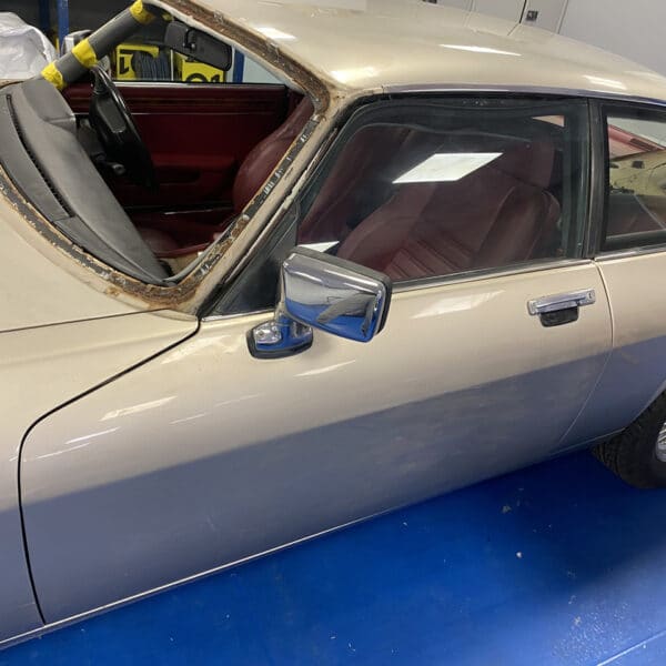 080126 1991 Jaguar XJS V12 Teardown 7