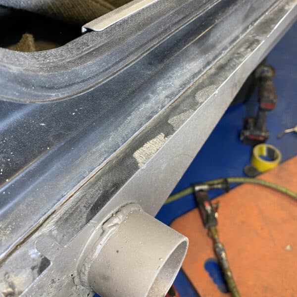 090126 1991 Jaguar XJS Rust Inspection 11