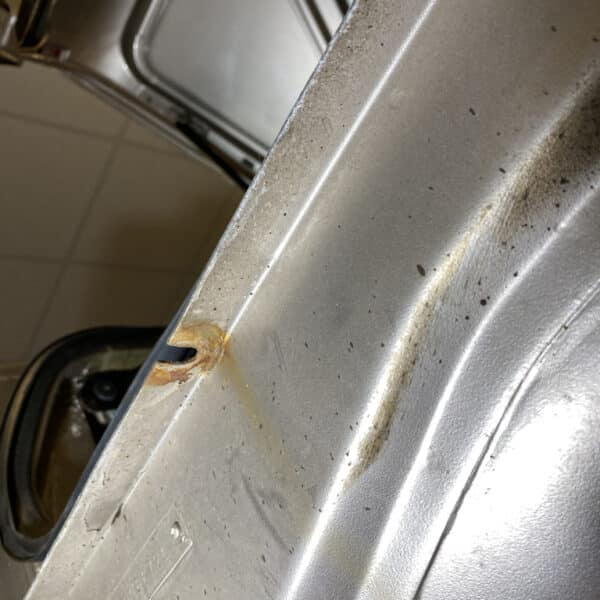 090126 1991 Jaguar XJS Rust Inspection 3