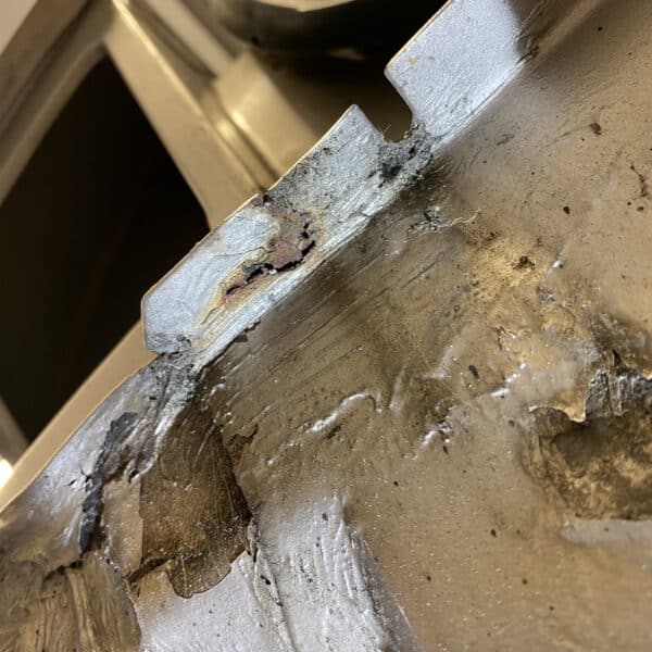 090126 1991 Jaguar XJS Rust Inspection 5