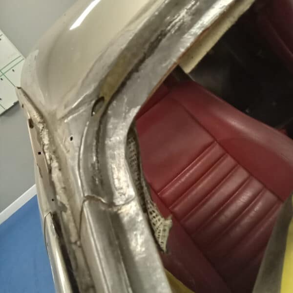 130126 1991 Jaguar XJS V12 Rust Repair 3