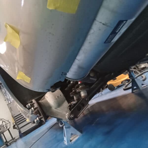 130126 1991 Jaguar XJS V12 Rust Repair 9