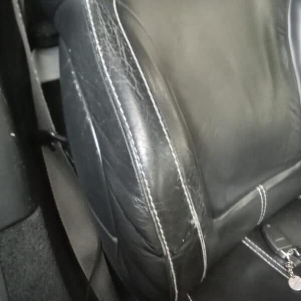 130126 2006 Aston Martin V8 Vantage Interior Dye 11