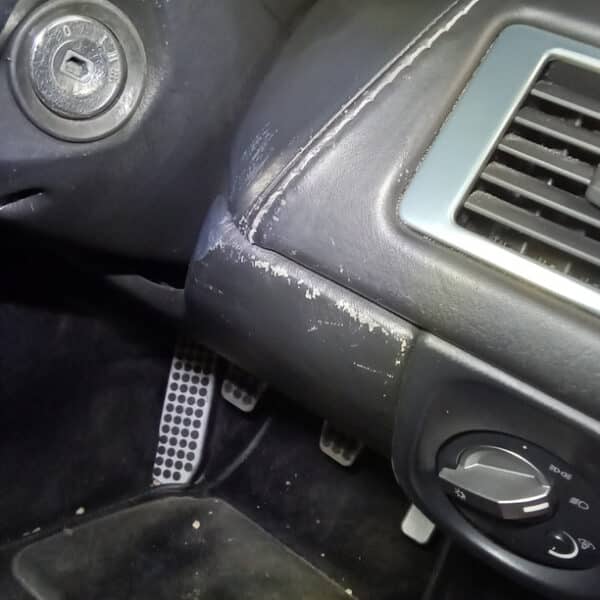 130126 2006 Aston Martin V8 Vantage Interior Dye 12