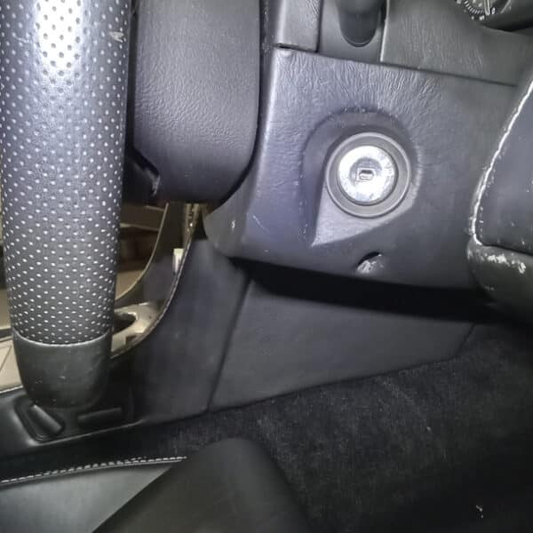 130126 2006 Aston Martin V8 Vantage Interior Dye 13