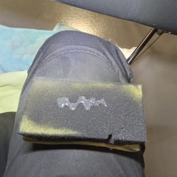 130126 2006 Aston Martin V8 Vantage Interior Dye 16