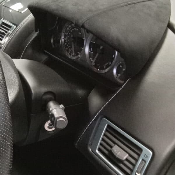 130126 2006 Aston Martin V8 Vantage Interior Dye 5