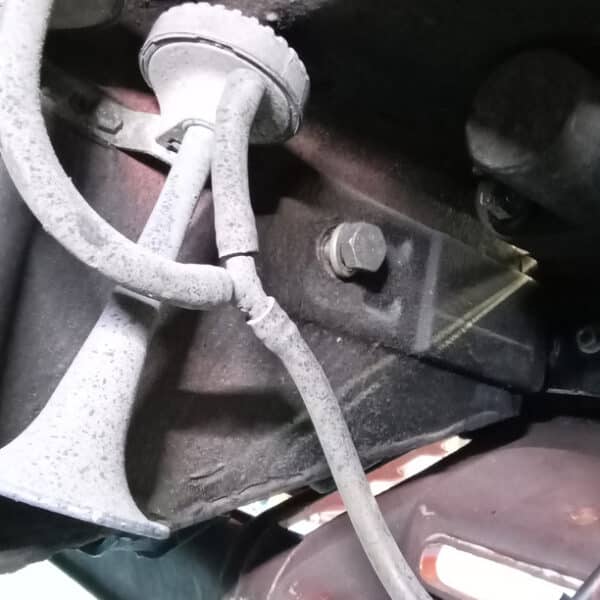 140126 1987 Maserati BiTurbo Side Light and Fuel Pump 3