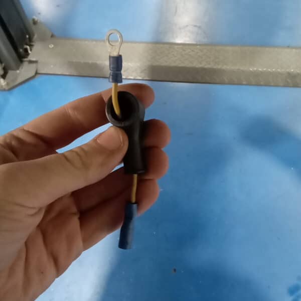 140126 1987 Maserati BiTurbo Side Light and Fuel Pump 6