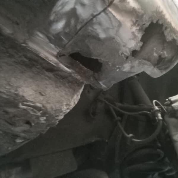 140126 1991 Jaguar XJS V12 Sill Repairs 4