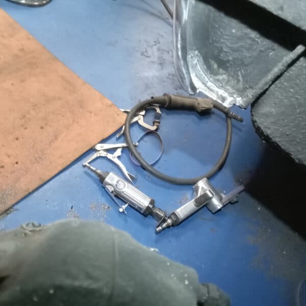 140126 1991 Jaguar XJS V12 Sill Repairs 8