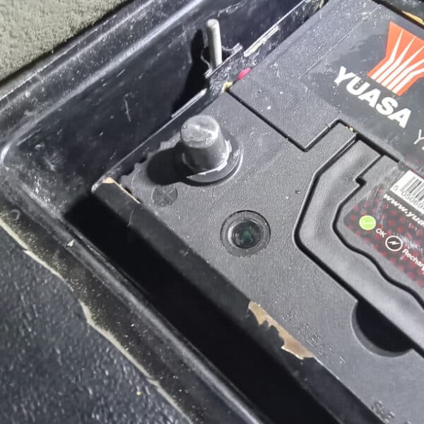 140126 1996 Bentley Continental R Battery 5