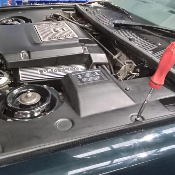 140126 1996 Bentley Continental R Battery 8