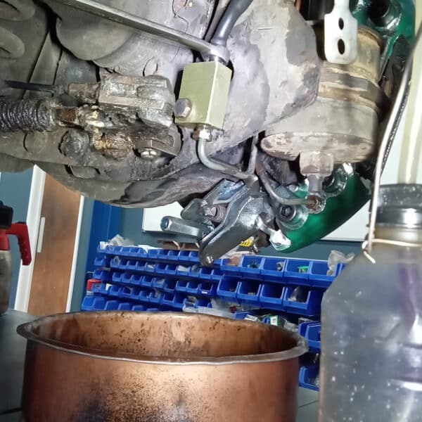 140126 1996 Bentley Continental R Rear Caliper2 13