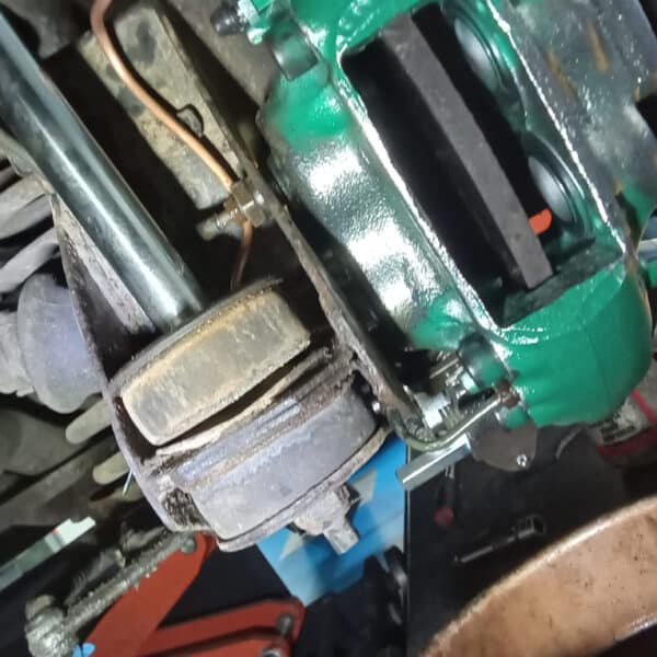 140126 1996 Bentley Continental R Rear Caliper2 9