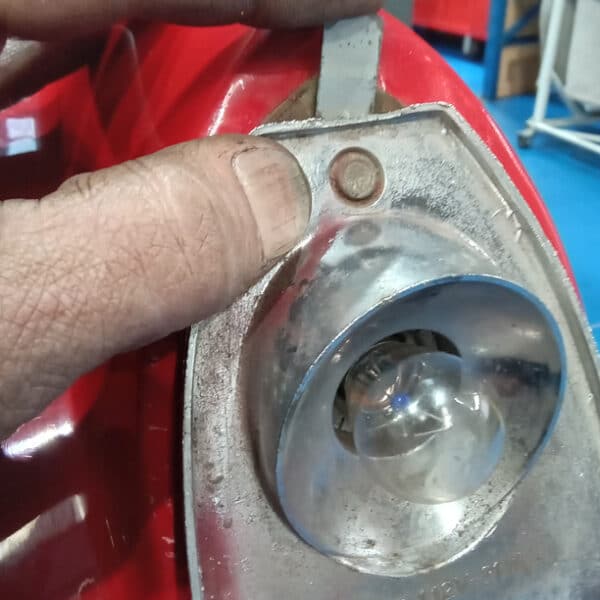 150126 1968 MGC Roadster Rear Light Repairs 2