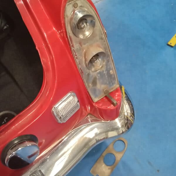 150126 1968 MGC Roadster Rear Light Repairs 5