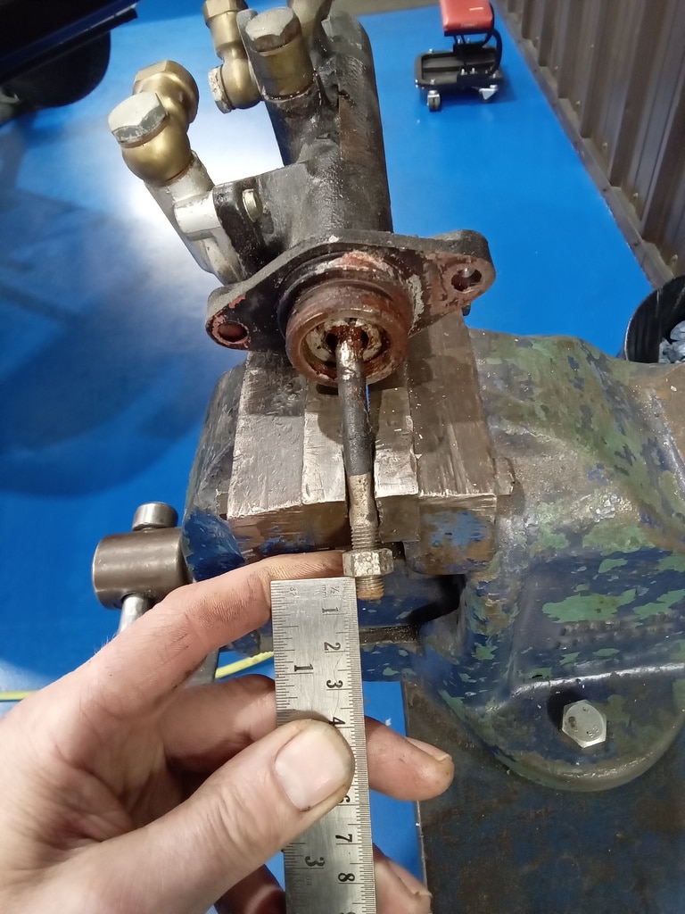 150126 1969 Aston Martin DB6 Volante Master Cylinder 2