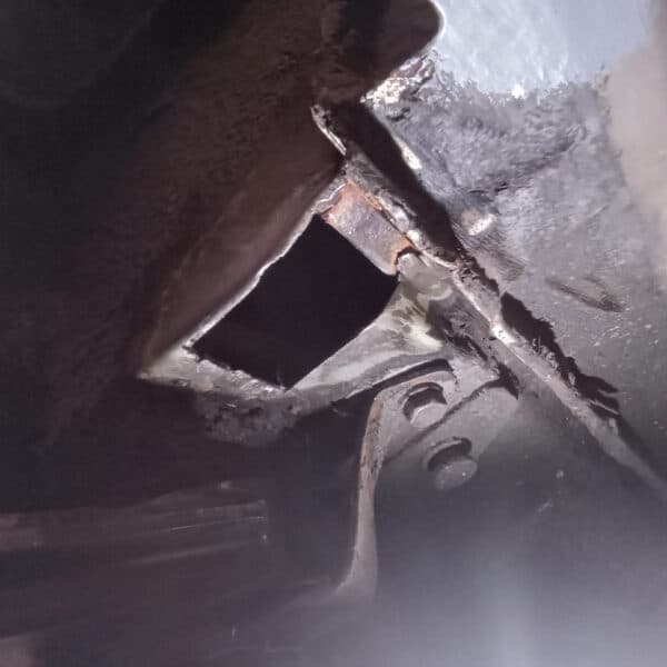 150126 1991 Jaguar XJS V12 Floor Repairs 2