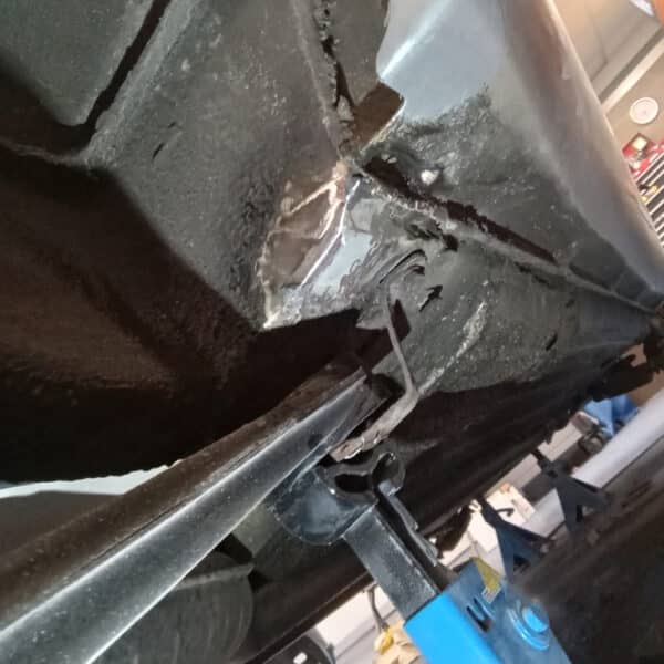 150126 1991 Jaguar XJS V12 Floor Repairs 3