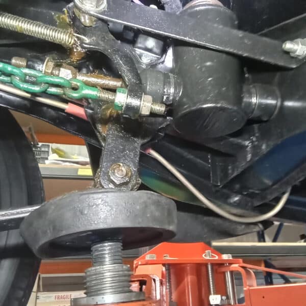 160126 1939 Morris 8 Tourer Suspension and Brakes 4