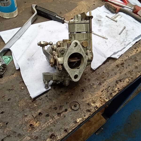 170126 1956 Land Rover Series 1 Carburettor Rebuild 18