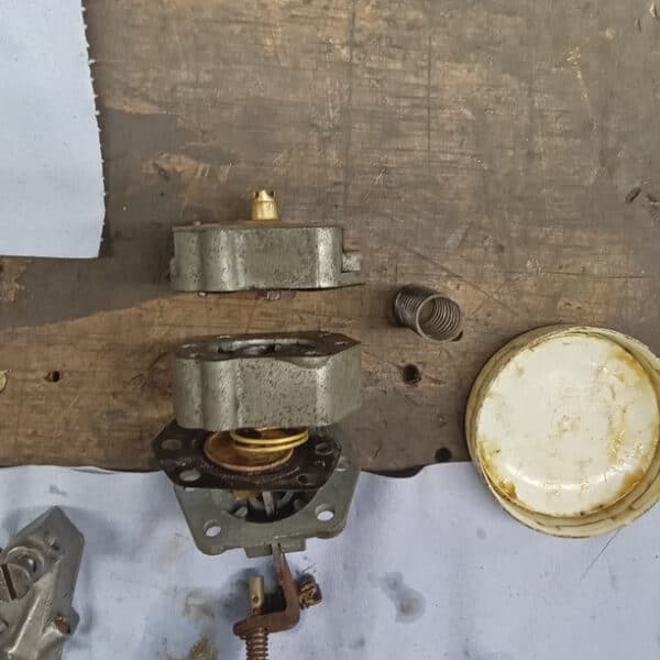 170126 1956 Land Rover Series 1 Carburettor Rebuild 2