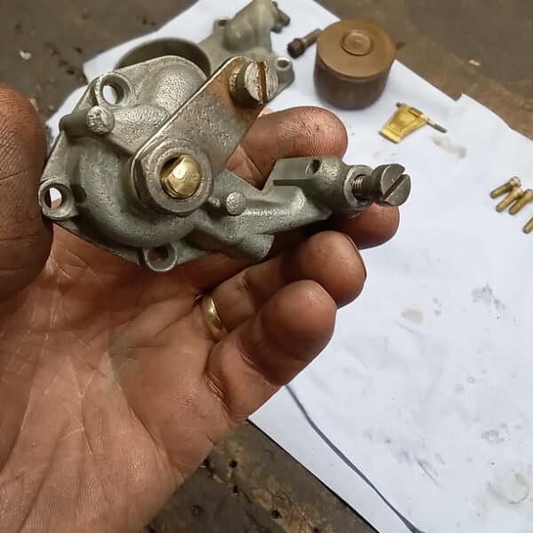 170126 1956 Land Rover Series 1 Carburettor Rebuild 9