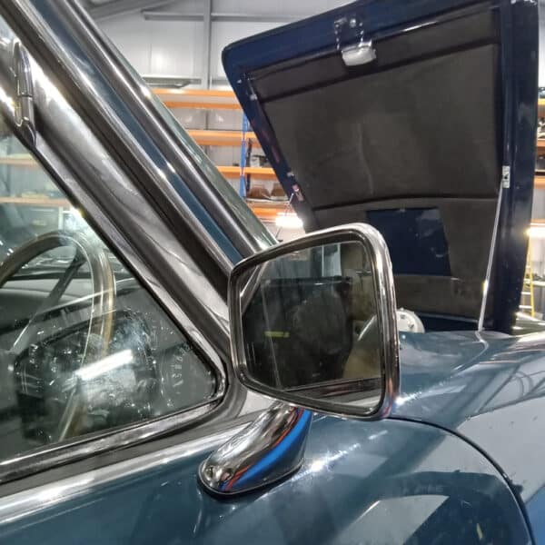 200126 1969 Aston Martin DB6 Volante Door Gaps Door Cards Mirrors and Seats In 14