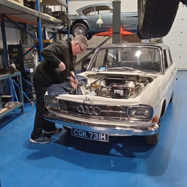 200126 1969 Audi 70L Gear Selector Cable and Rods 19