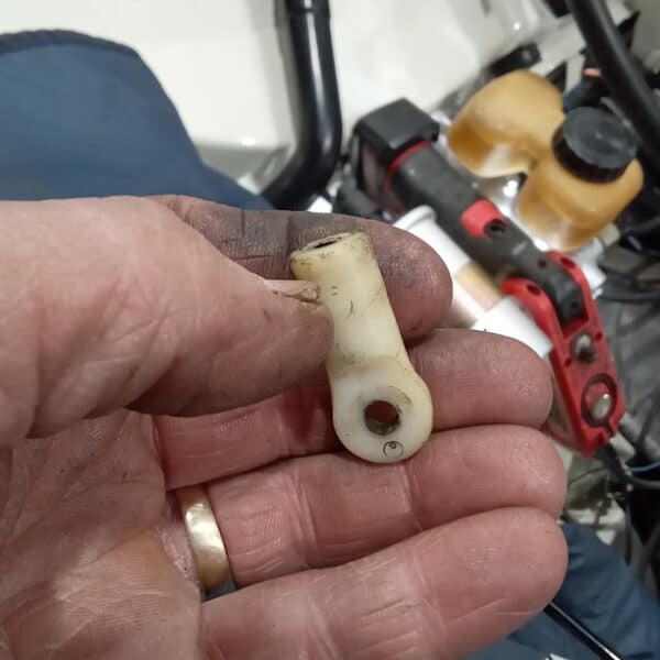 200126 1969 Audi 70L Gear Selector Cable and Rods