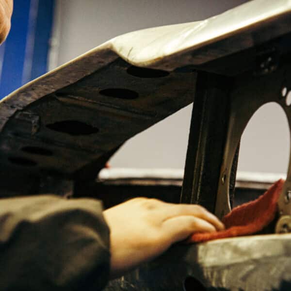 200126 1970 Aston Martin DBS Vantage Bodyshop 30