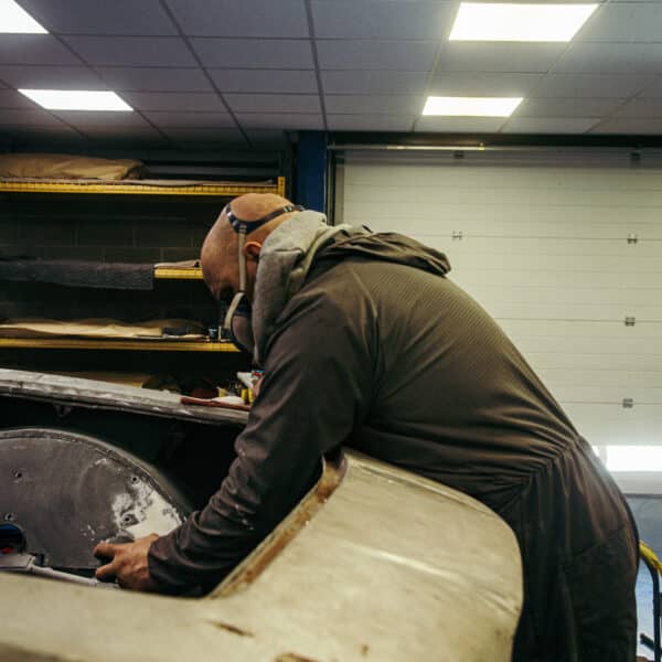 200126 1970 Aston Martin DBS Vantage Bodyshop 48